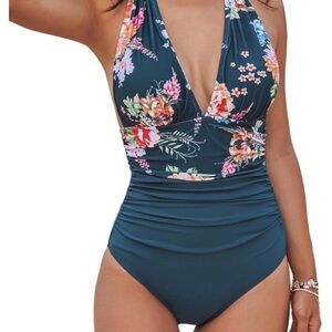 New CUPSHE Women V Neck One Piece Swimsuit Halter Backless Ruched Bathing Suit S